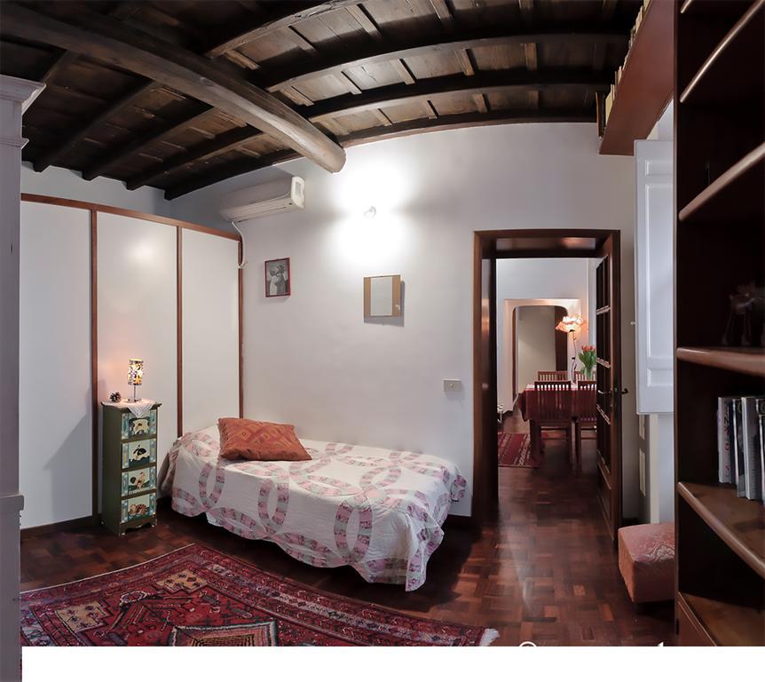 Nido tra le cupole Roma Exterior foto